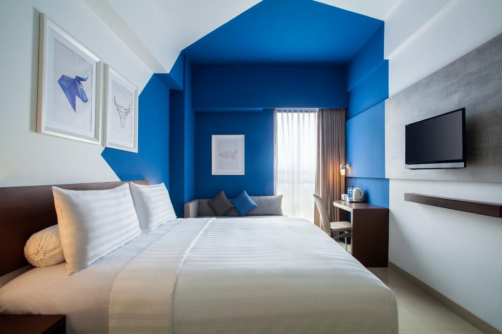 Ibis Budget Cikarang Festival Бекаси Экстерьер фото