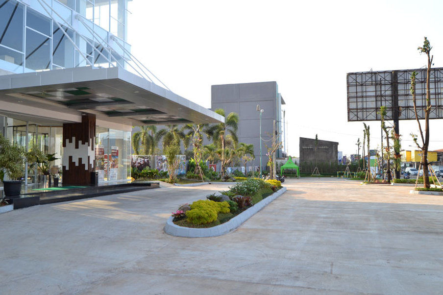 Ibis Budget Cikarang Festival Бекаси Экстерьер фото